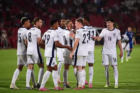 مدرب ويلز: منظمو مباريات الملاكمة لن يلعبوا ضد إنجلترا